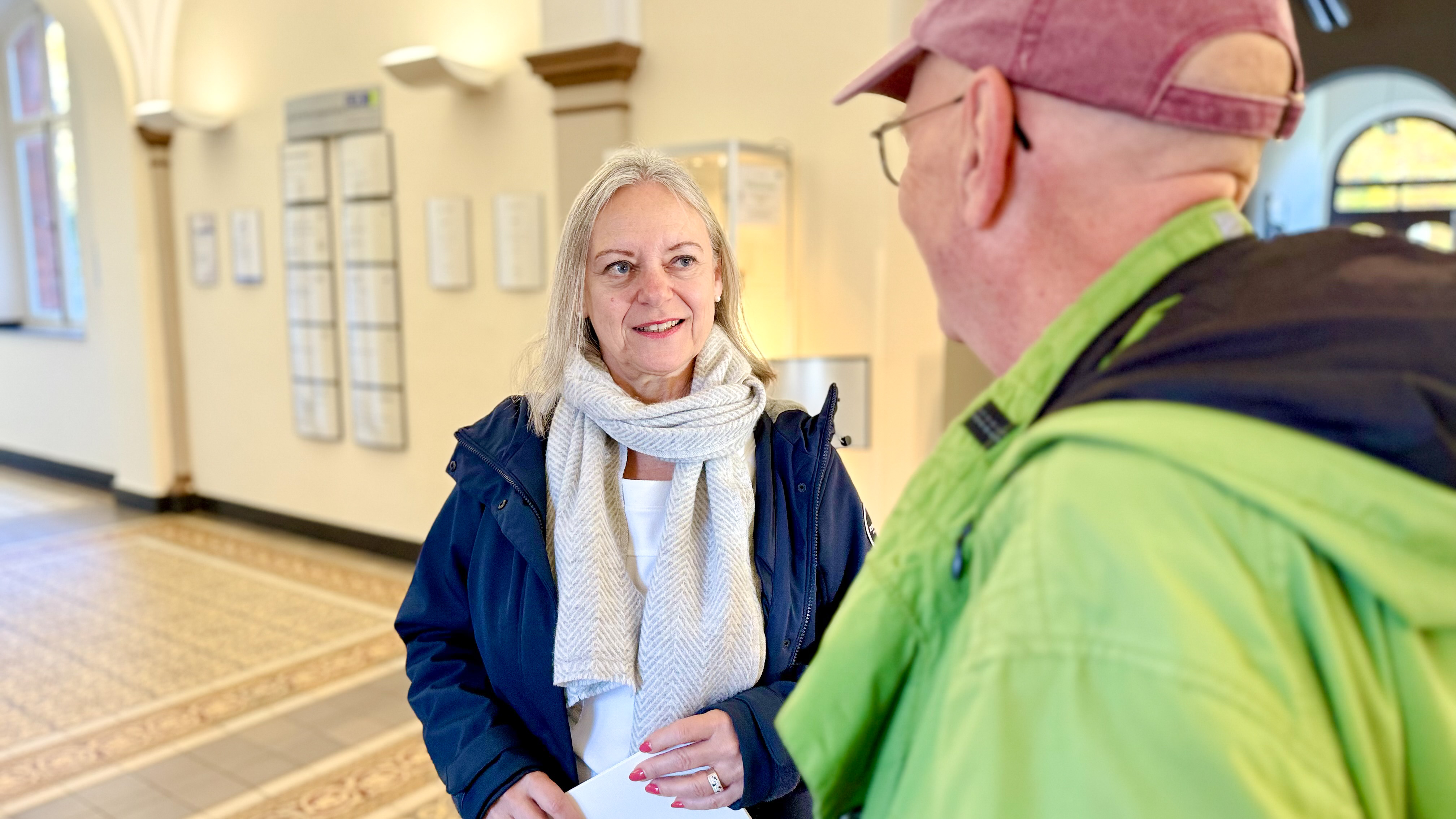 Ombudsperson Sigrid Ziarek im Gespräch