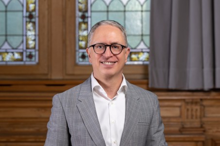 Das Bild zeigt Dr. Bodo Lieb.